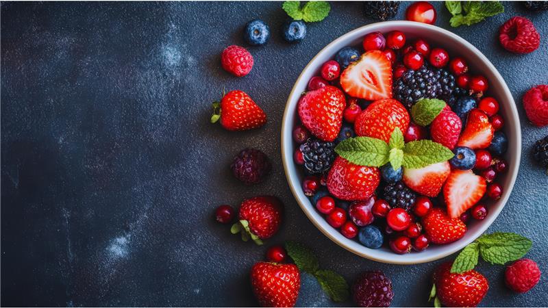 Market and Formulation Strategy for Berry Phytonutrient-Based Products: A Data-Driven Opportunity Assessment